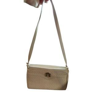 Vintage Aigner Ivory Woven Straw Shoulder Bag White Leather Trim Gold Resortwear